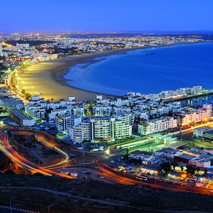 Relief varié entre zones côtières, plaines et hauteurs (1)